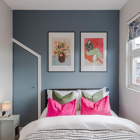 Stunning 3 Bed Duplex Apartment In The Heart Of West Hampstead London Bagian luar foto