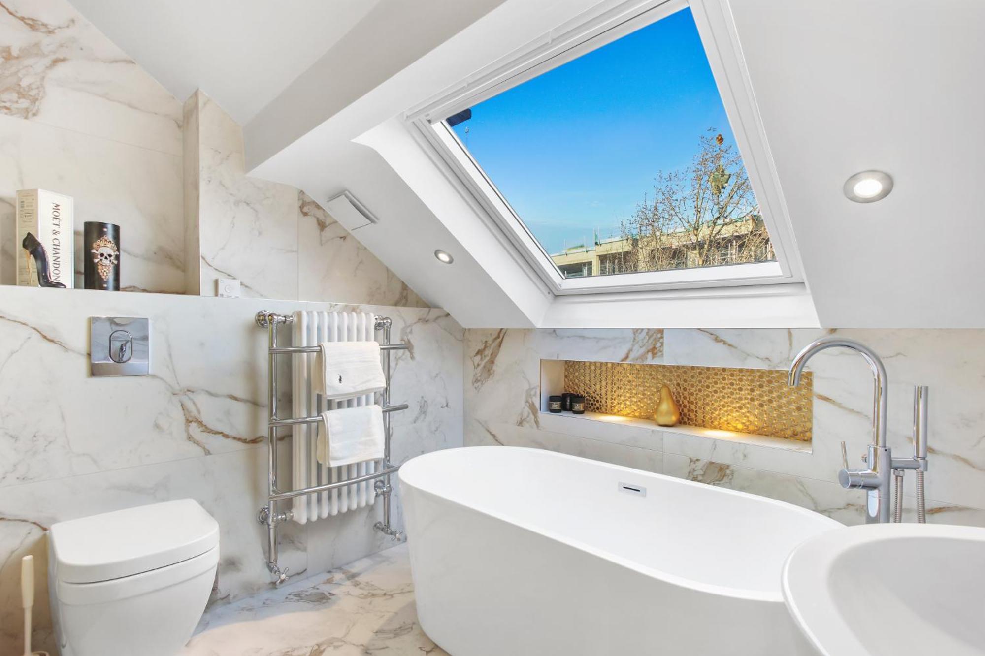 Stunning 3 Bed Duplex Apartment In The Heart Of West Hampstead London Bagian luar foto