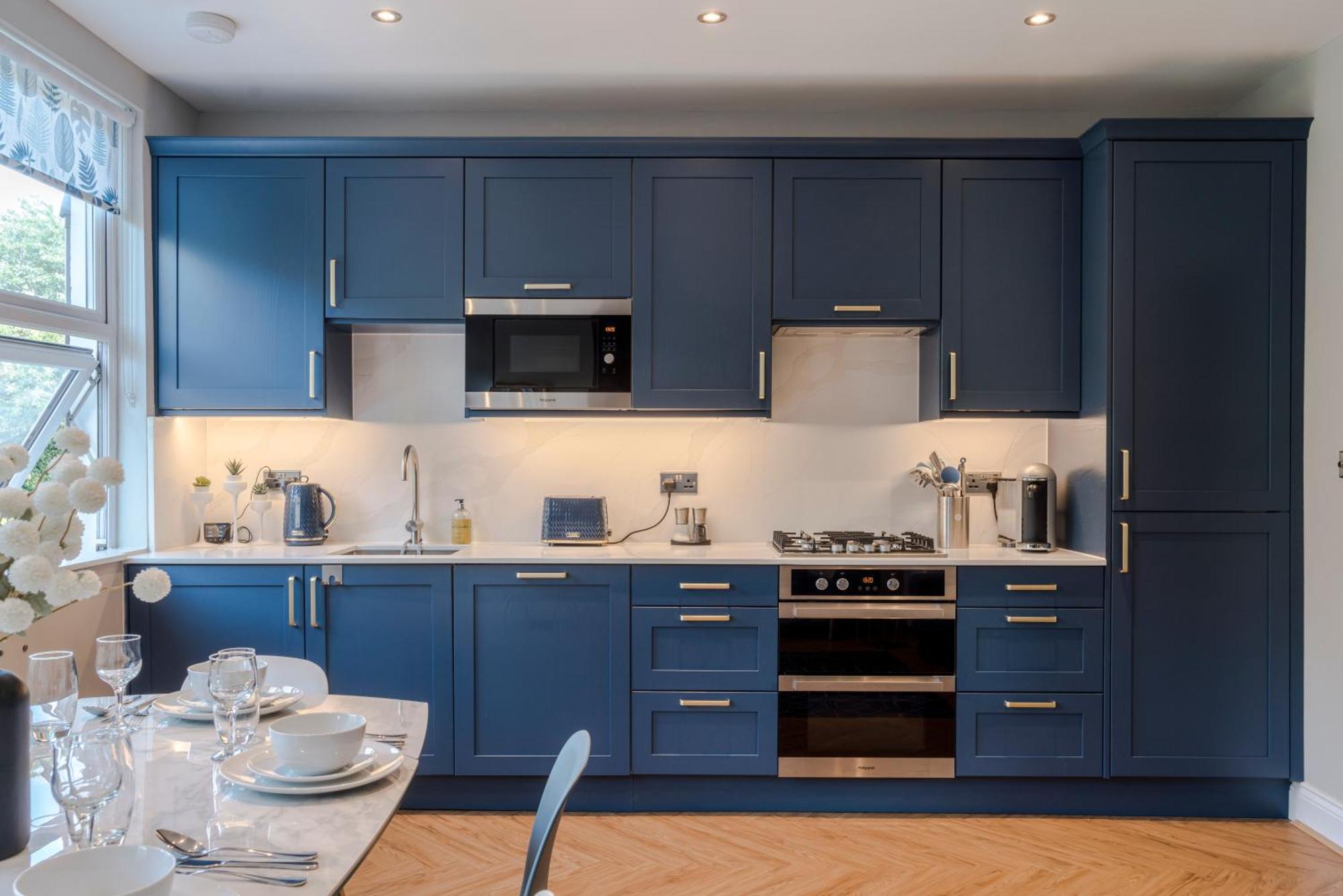 Stunning 3 Bed Duplex Apartment In The Heart Of West Hampstead London Bagian luar foto