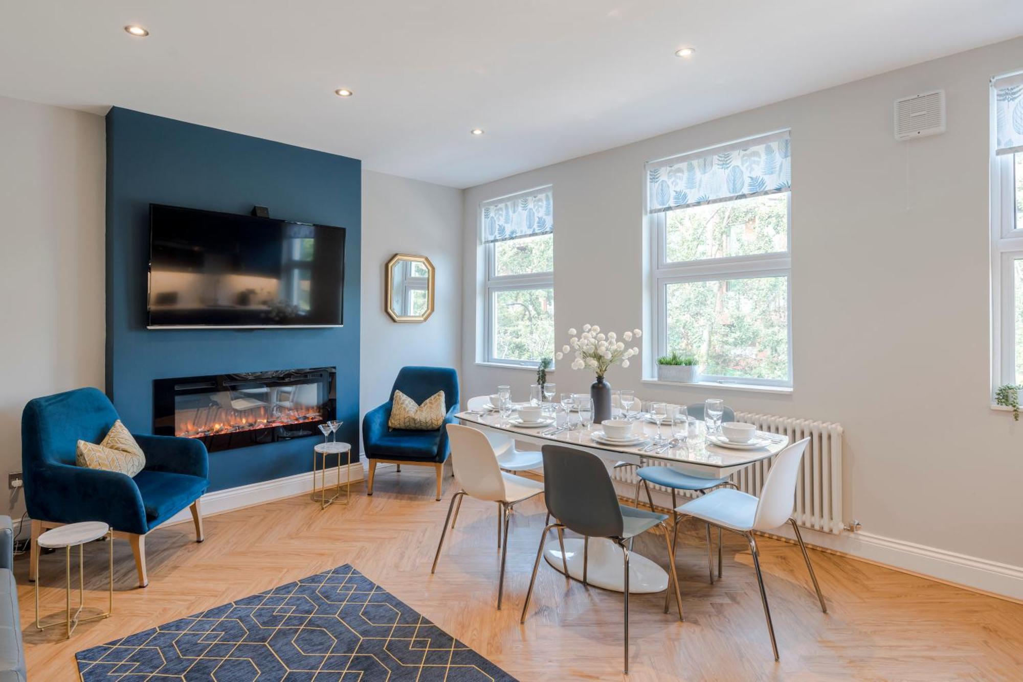 Stunning 3 Bed Duplex Apartment In The Heart Of West Hampstead London Bagian luar foto