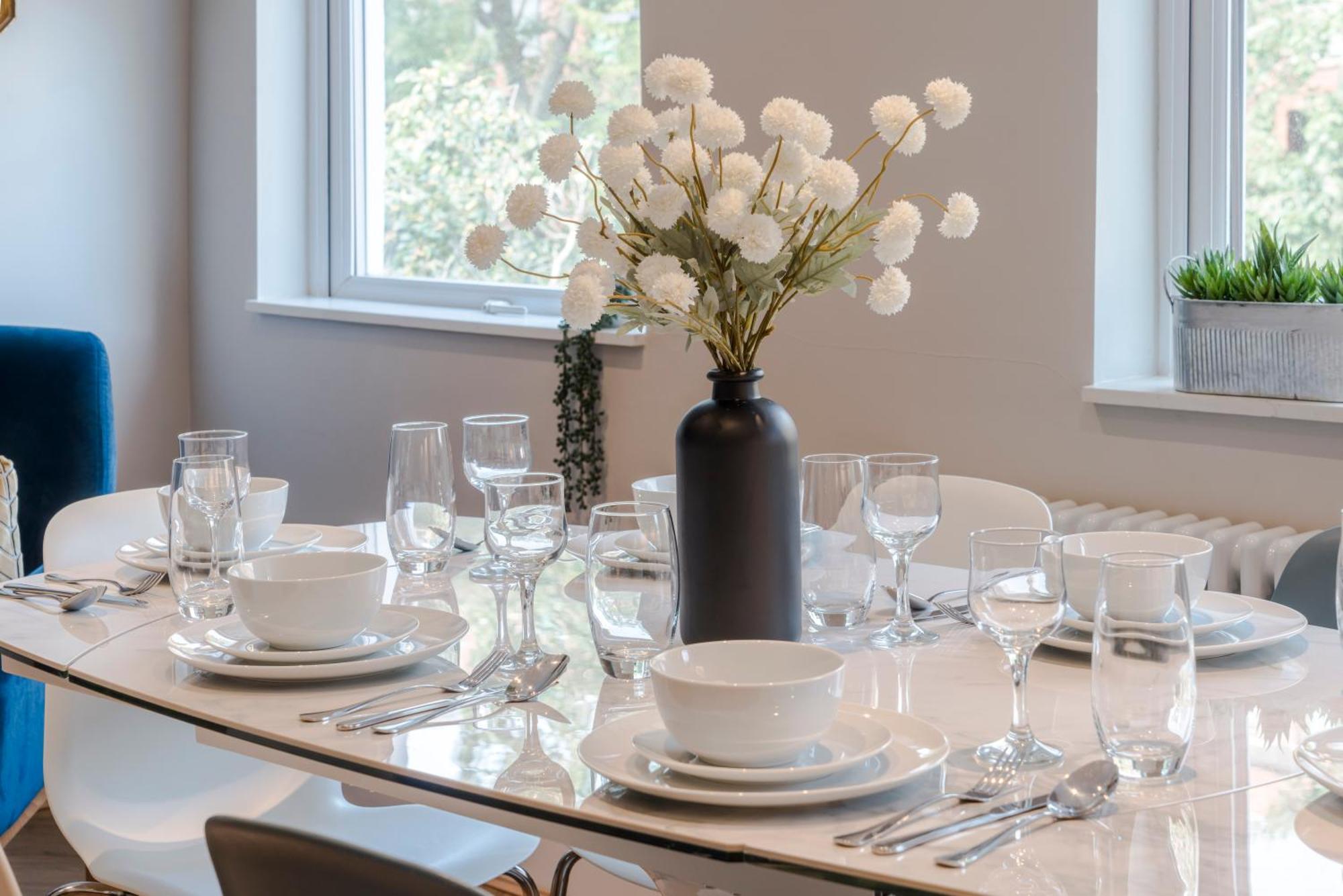 Stunning 3 Bed Duplex Apartment In The Heart Of West Hampstead London Bagian luar foto